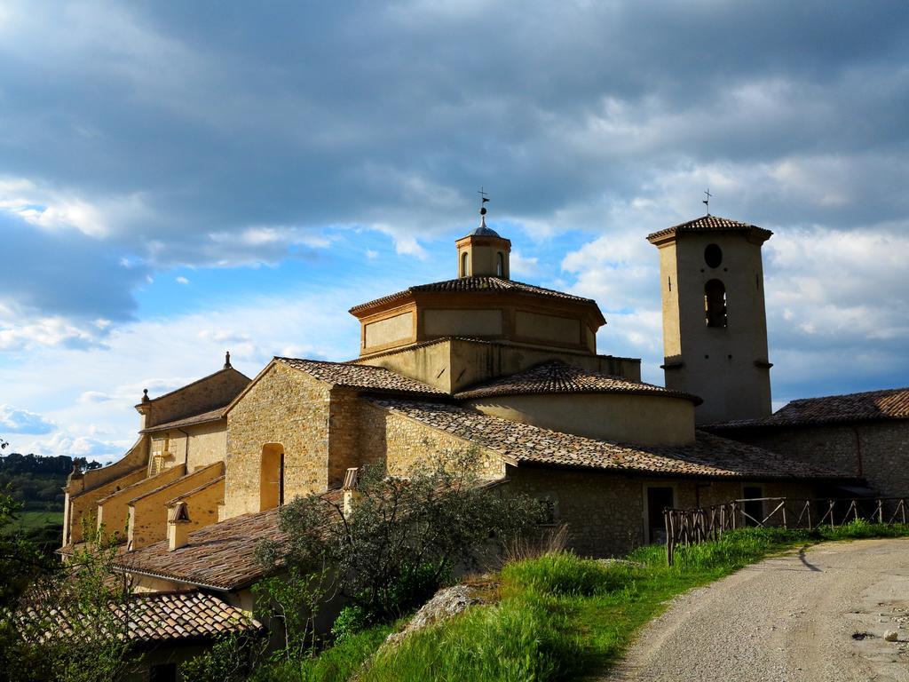 Hotel Clarici Spoleto Dış mekan fotoğraf