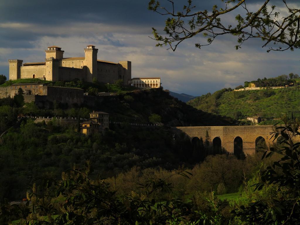 Hotel Clarici Spoleto Dış mekan fotoğraf