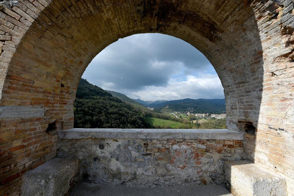Hotel Clarici Spoleto Dış mekan fotoğraf