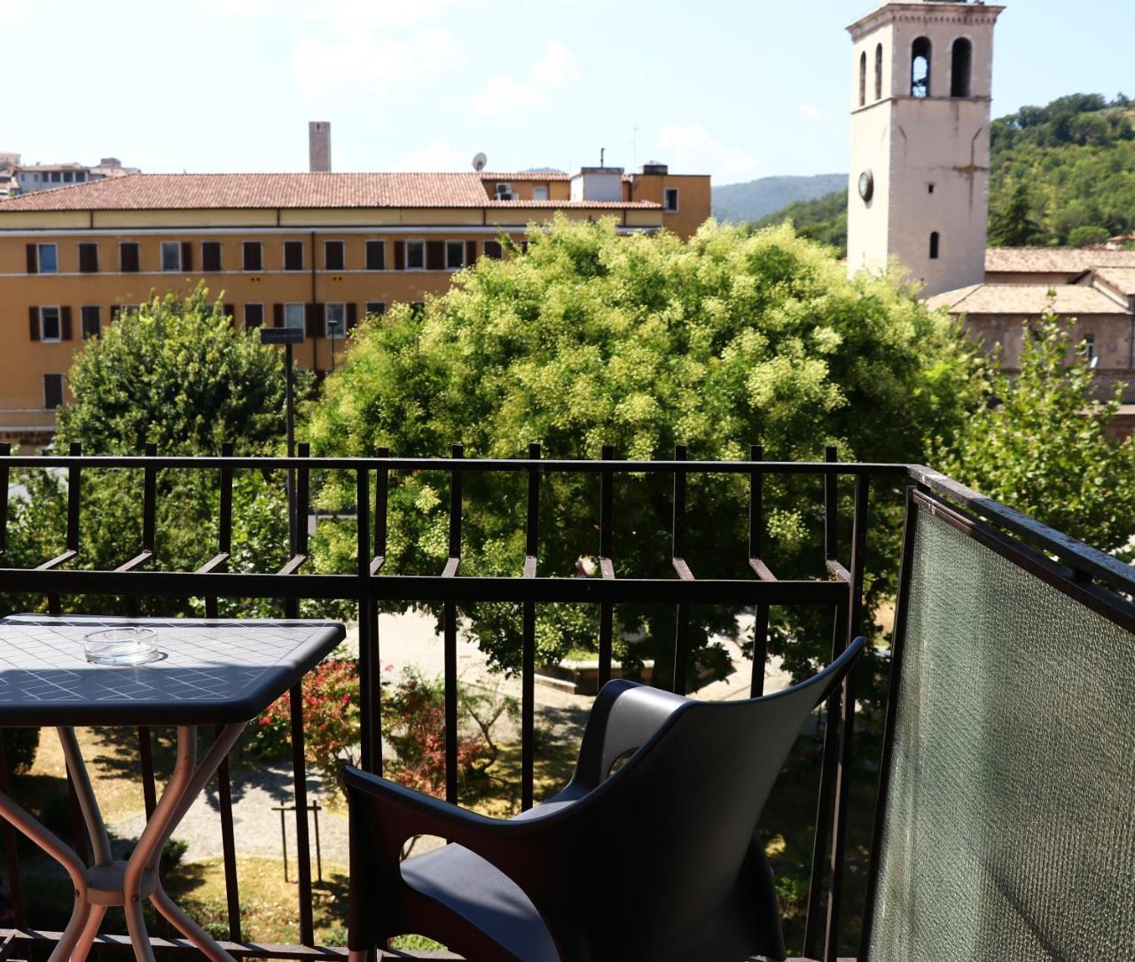 Hotel Clarici Spoleto Dış mekan fotoğraf